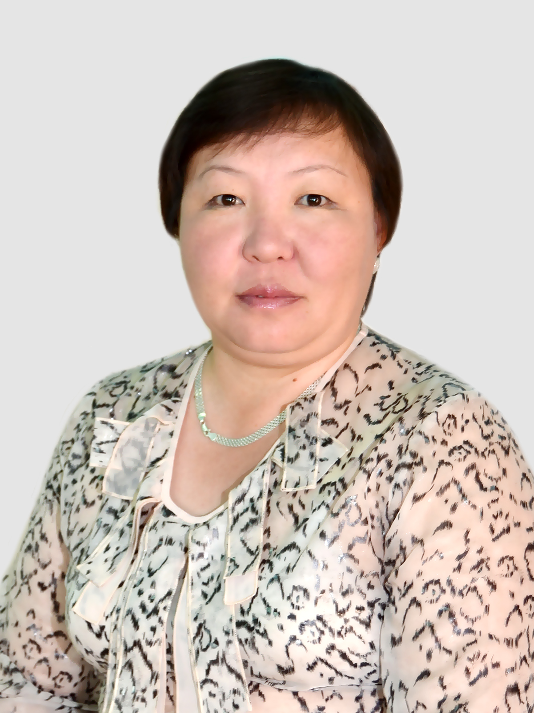 Круглова Анна Баторовна.